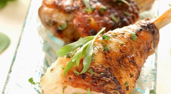 Quarts de poulet grillé : assaisonnés ou en sauce et délicieux !